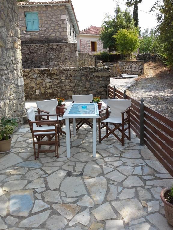 Gianna'S Villa Alexandros Exterior photo